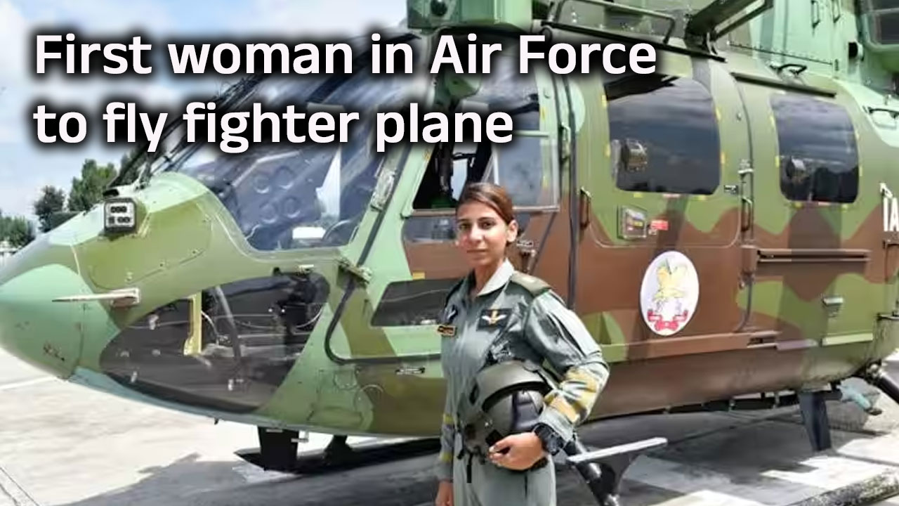 Abhilasha Barak – First Indian woman pilot in Indian army